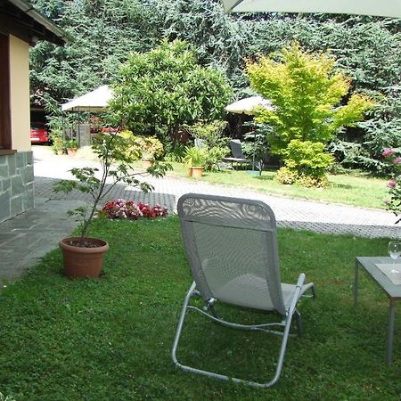 Monolocali In Casa Con Giardino Bellagio Apartment Bagian luar foto