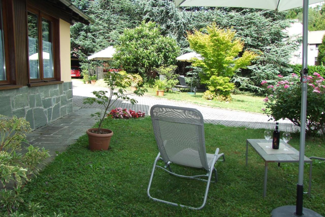 Monolocali In Casa Con Giardino Bellagio Apartment Bagian luar foto